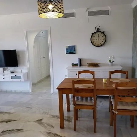 Napoleon 4a With Pool Close To The