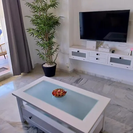 Napoleon 4a With Pool Close To The Daire Marbella