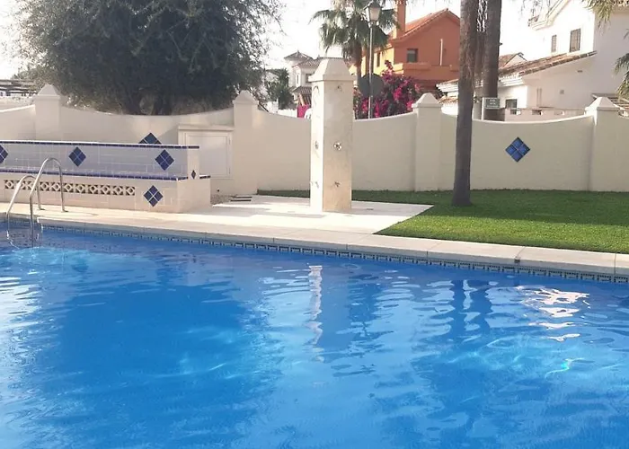 Napoleon 4a With Pool Close To The