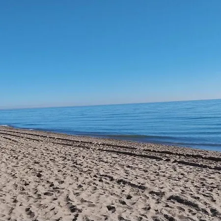 Napoleon 4a With Pool Close To The *